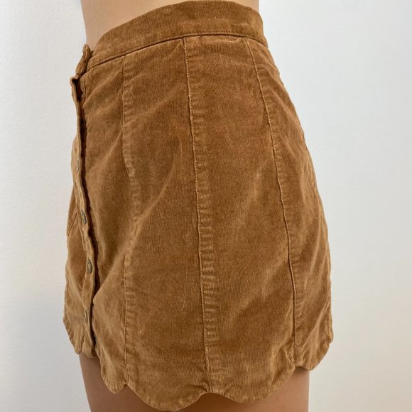 Kendall + Kylie Brown Corduroy Scallop Skirt - Picture 4 of 5